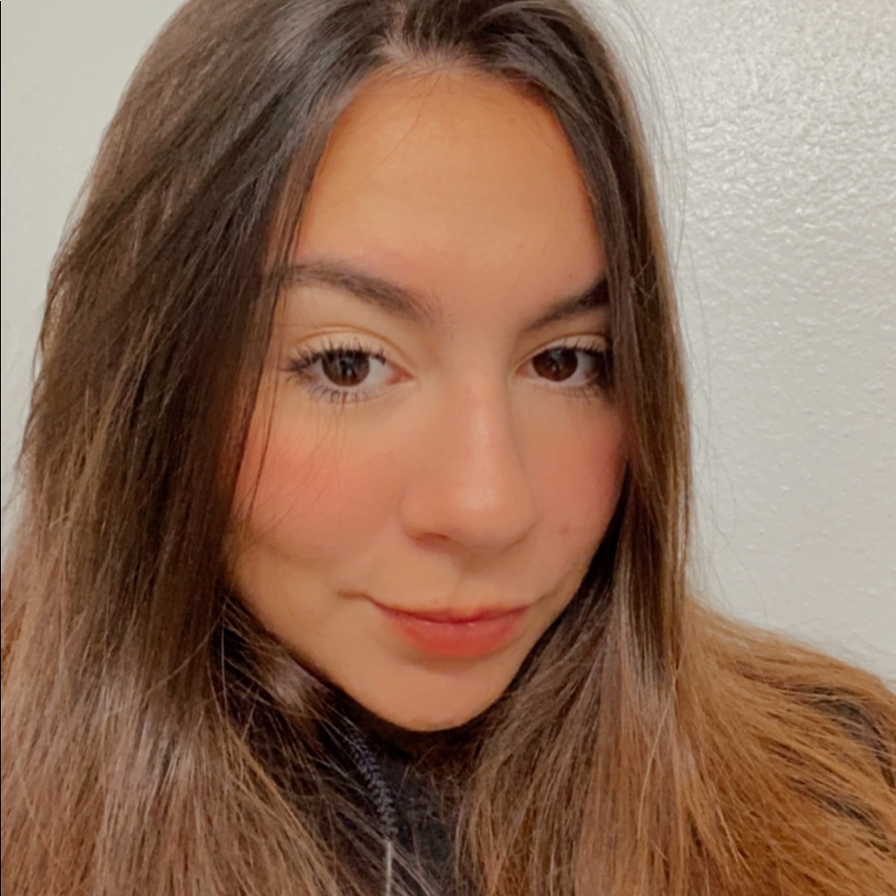 Meet your Posher, Andrea